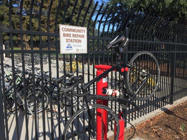 Bike Repair Station @DeAnza College